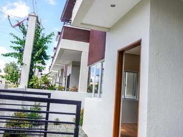 Pre-Selling House and Lot, Complete Finish Turn-Over (BEGONIA Model)