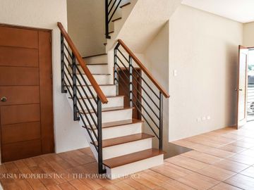 Pre-Selling House and Lot, Complete Finish Turn-Over (BEGONIA Model)