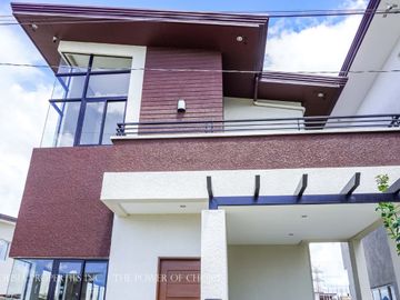Pre-Selling House and Lot, Complete Finish Turn-Over (BEGONIA Model)