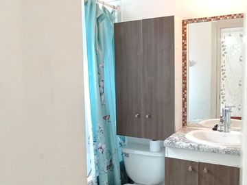 Brisas de La Ribera amplia Casa de 124 MT2 $ 125.000.000.-
