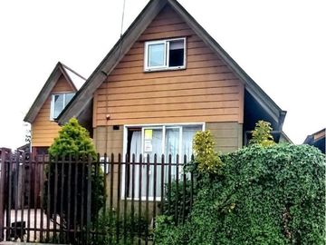 Brisas de La Ribera amplia Casa de 124 MT2 $ 125.000.000.-