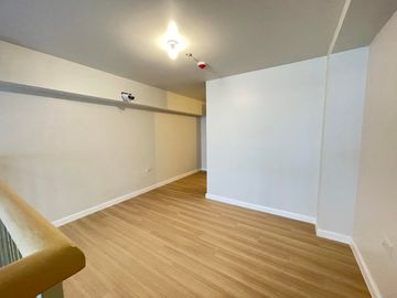 1 Bedroom Loft unit in Mandani Bay Suites Tower 2, Mandaue City