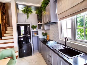 Townhouse Baru Ada Private Pool di Rempoa,tangerang Selatan 2,5 Man