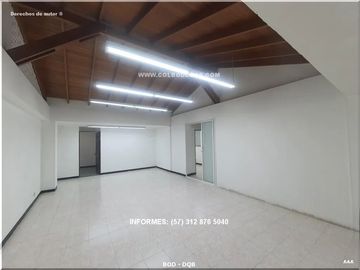ALQUILER DE BODEGA 1120 DISPONIBLE PARA RENTA CON USO DE SUELOS.