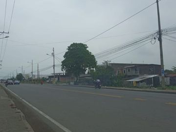 Vendo edificio comercial en Babahoyo