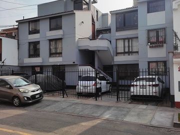 CALLE BURGOS 1 piso 1 1RA ETAPA  MAYORAZGO ATE