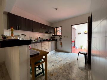 SE VENDE CASA, BARRIO VENECIA, SINCELEJO