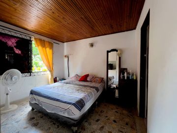 SE VENDE CASA, BARRIO VENECIA, SINCELEJO