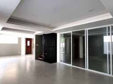 House and Lot for sale in Filinvest 2 Batasan Commonwealth Quezon City