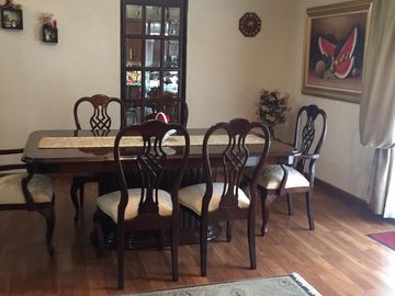 CASA EN CALLE PRIVADA (EXCELENTE UBICACIÓN)