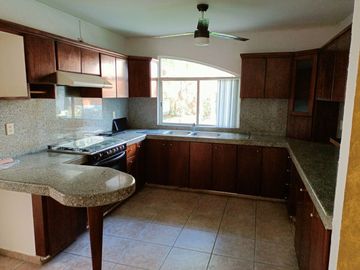 CASA EN VENTA EN COSTA DE ORO