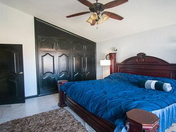 VENTA- Casa en Fraccionamiento El Cid, Mazatlan, Sinaloa