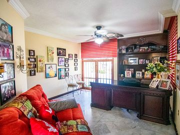 VENTA- Casa en Fraccionamiento El Cid, Mazatlan, Sinaloa
