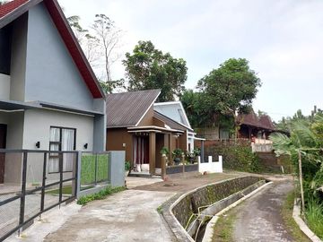 Rumah Industrial Scandinavian di Area Sejuk Turi