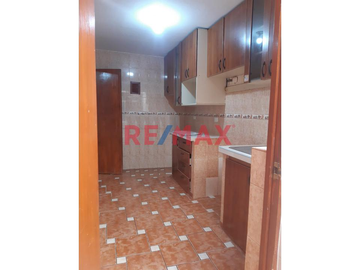 Ocasion Venta Departamento 1Er Piso 3 Hab/ 2 Baños Lavanderia Cochera 186M2 Espalda Cdra 7 Av Santa Rosa La Perla