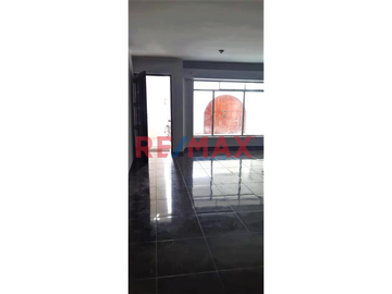 Ocasion Venta Departamento 1Er Piso 3 Hab/ 2 Baños Lavanderia Cochera 186M2 Espalda Cdra 7 Av Santa Rosa La Perla