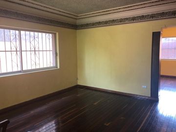 Residencia Céntrica, Zona Teatro del Estado. Excelente ubicación en Venta