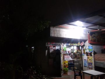 se vende casa esquinera para remodelar en la flora- norte