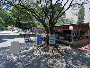 se vende casa esquinera para remodelar en la flora- norte