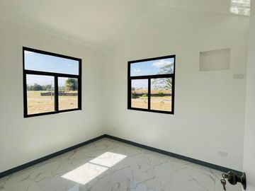 PRE SELLING AFFORDABLE HOUSES IN PAMPANGA  IDEAL FOR YOUR PROVINCIAL HOME