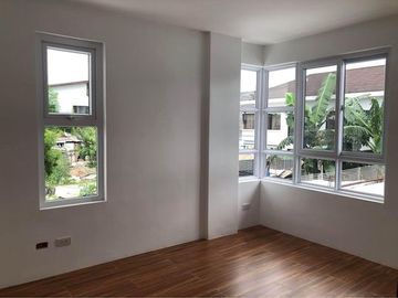 2-Storey House and Lot For Sale in Multinational Village Paranaque Near NAIA