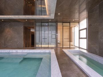 Scope Langsuan 2bed: 2bed 2.5bath 166sqm. 116,000,000 Am: 065619----