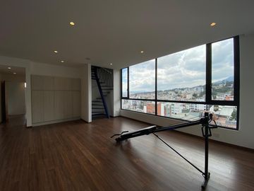 VENDO P.H. de lujo con piscina,  doble altura,  4 dormitorios, 535/425 m2