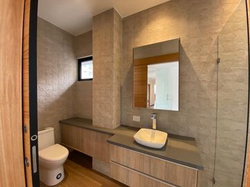 VENDO P.H. de lujo con piscina,  doble altura,  4 dormitorios, 535/425 m2