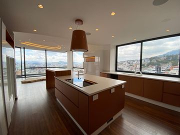 VENDO P.H. de lujo con piscina,  doble altura,  4 dormitorios, 535/425 m2
