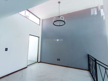 CASA EN VENTA, JURIQUILLA, QRO.