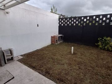 VENTA CASAS EN CONJUNTO VILLAS DE LA HACIENDA SECTOR SANGOLQUI