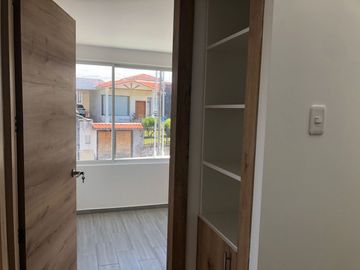 VENTA CASAS EN CONJUNTO VILLAS DE LA HACIENDA SECTOR SANGOLQUI