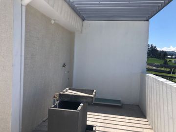 VENTA CASAS EN CONJUNTO VILLAS DE LA HACIENDA SECTOR SANGOLQUI