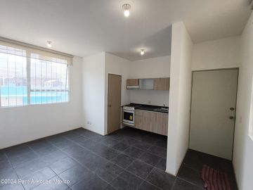 Depa en venta en Gustavo Amadero, Vasco de Quiroga CDMX  24-4917MTZ