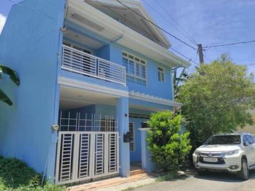 FOR SALE HOUSE AND LOT IN STA.ROSA LAGUNA