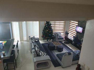 FOR SALE HOUSE AND LOT IN STA.ROSA LAGUNA