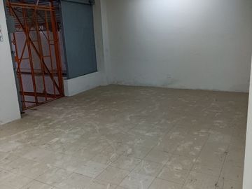 VENTA DE LOCAL COMERCIAL, 1400 M2 EN 4 PISOS, ZONFICACION CZ