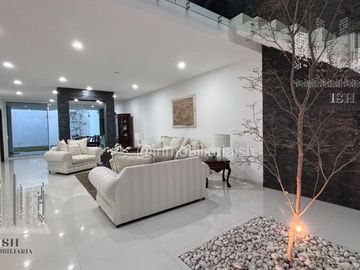 Casa en venta en Arcos de Guadalupe, Zapopan