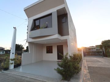 Brand New 2 Storey Townhouse For Sale in Antipolo, Rizal (near Robinson’s Mall Antipolo) PH2859