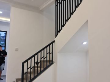 Rumah Dijual Di Darmo Permai Timur Surabaya Dekat HR Muhammad