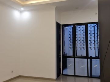 Rumah Dijual Di Darmo Permai Timur Surabaya Dekat HR Muhammad