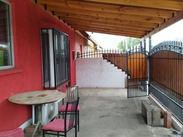 Se vende casa de 4 dormitorios en Colbun