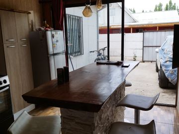 Se vende casa de 4 dormitorios en Colbun