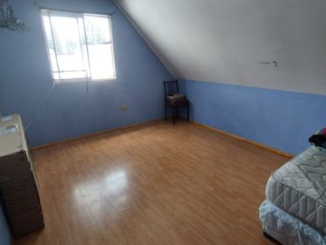 Se vende casa de 4 dormitorios en Colbun