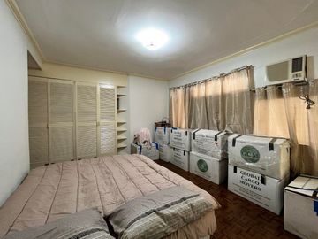 For Sale: Bungalow House, San Antonio Village, Cebu City