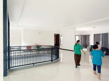 DIJUAL RUMAH MEWAH di DHARMAHUSADA UTARA 2lt Sby