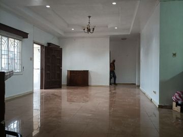 350 SQM Bungalow Unfurnished House In A Guarded Community