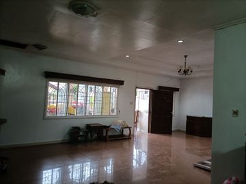 350 SQM Bungalow Unfurnished House In A Guarded Community