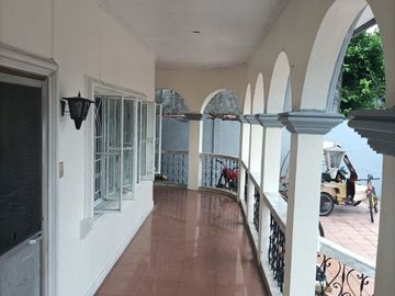 350 SQM Bungalow Unfurnished House In A Guarded Community