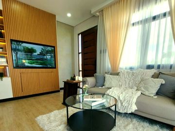 Upto 30 months Downpayment & ONLY 50,000 to Reserve for this Premium Single Detached House and Lot Unit @ Periveo Leisure Estates Along Lipa-Ibaan Roa